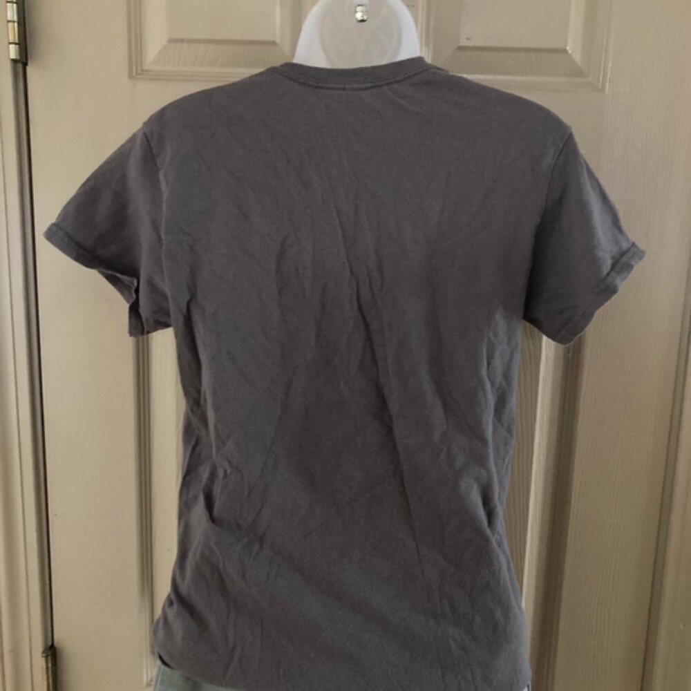 EUC Dark Gray Sublime Tshirt- Sun Logo poster design with Long Beach lettering - Picture 3 of 4